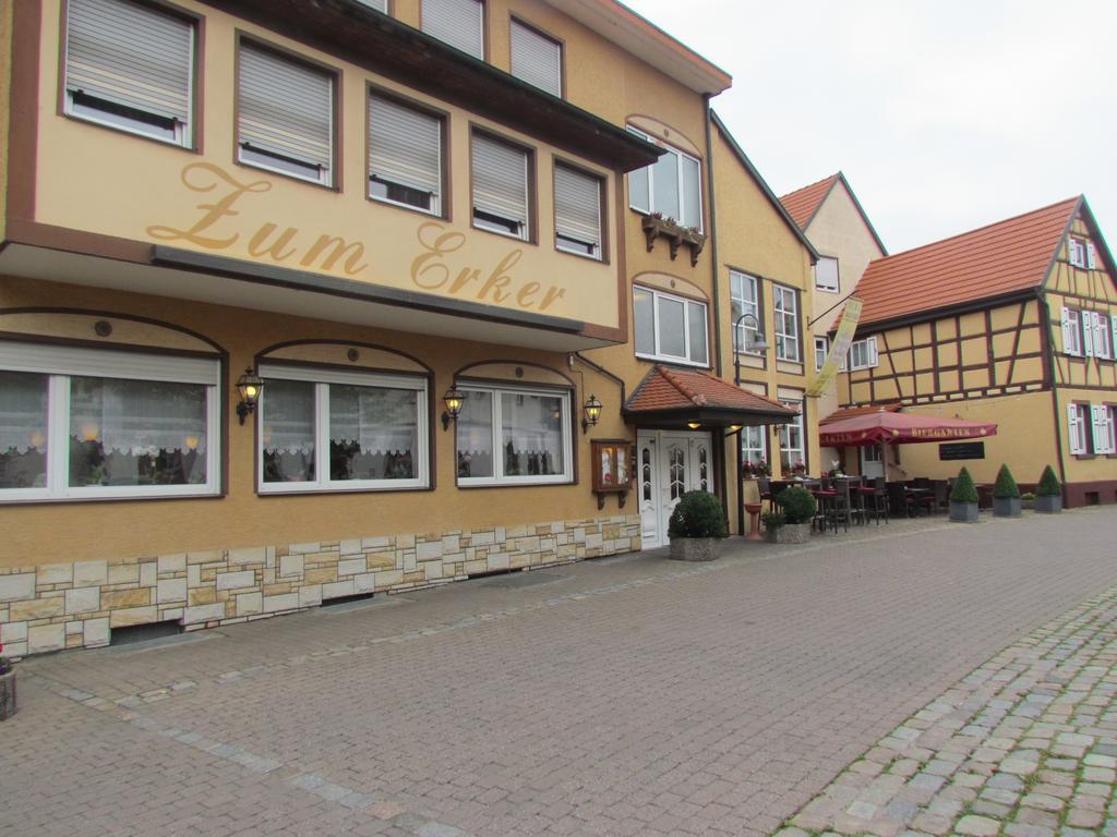 Hotel Zum Erker Trebur Ngoại thất bức ảnh